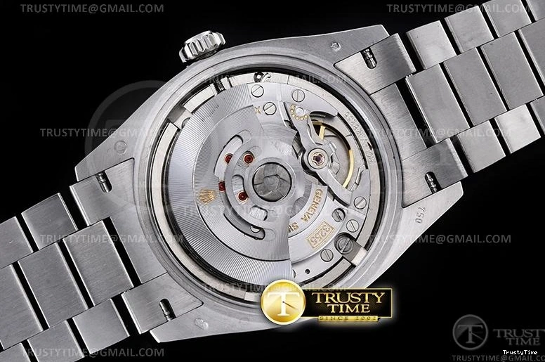 0421 Refined RDD0224H – DayDate 36mm 750